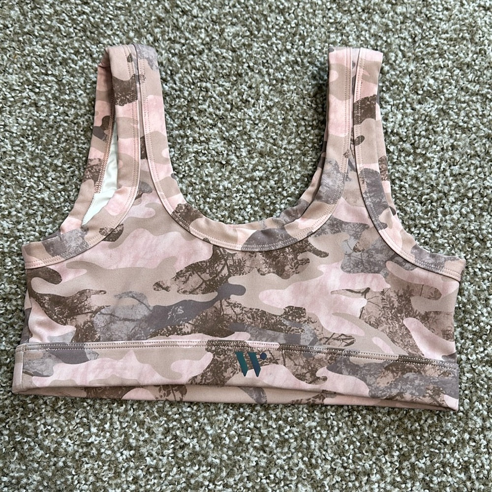 Wear It To Heart Sports Bra ANNA BRA CASCADE CAMO BLUSH NWOT small